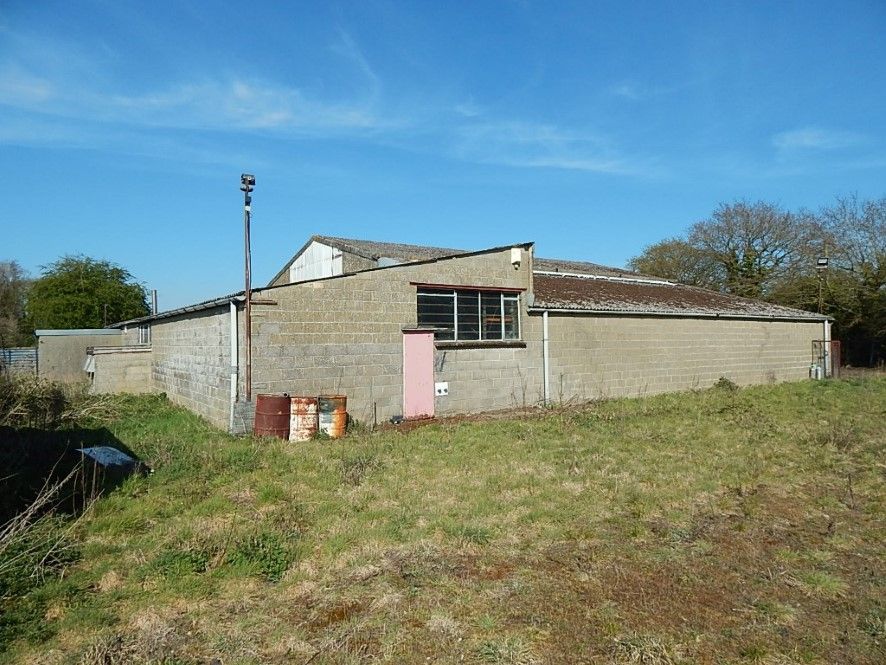 Property photo 3 of 23