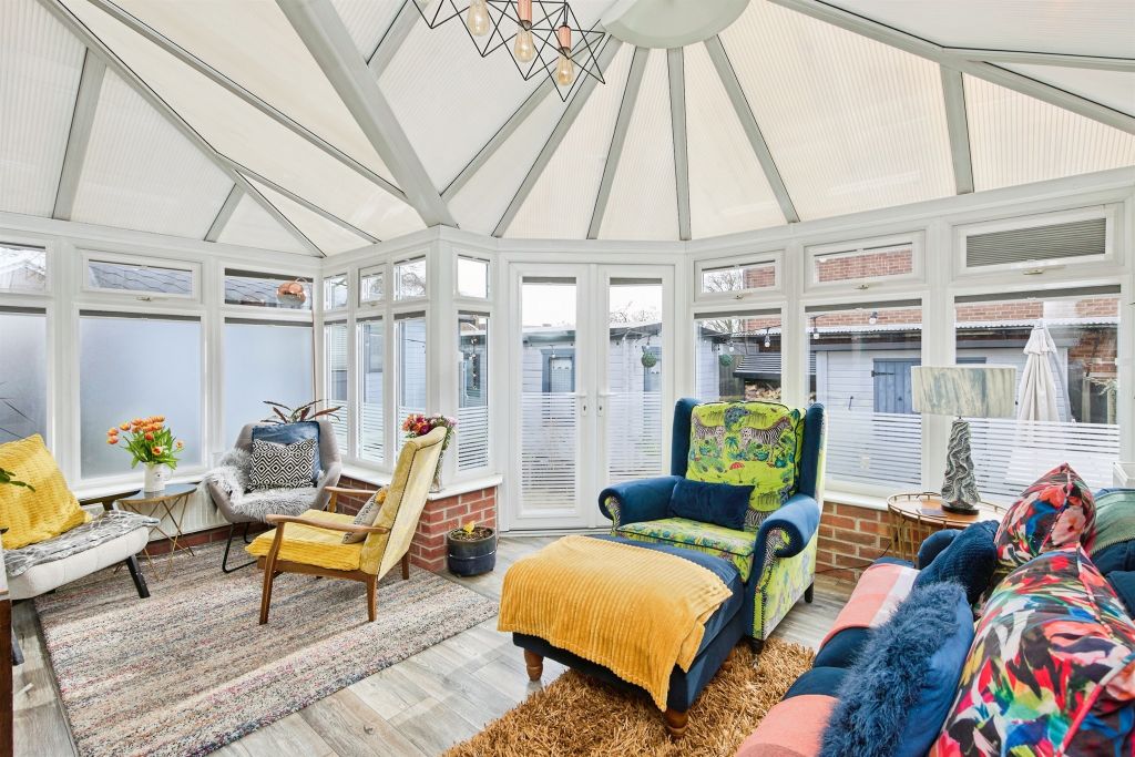 Property photo 3 of 23