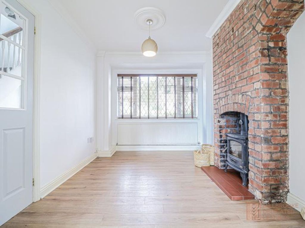 Property photo 2 of 26