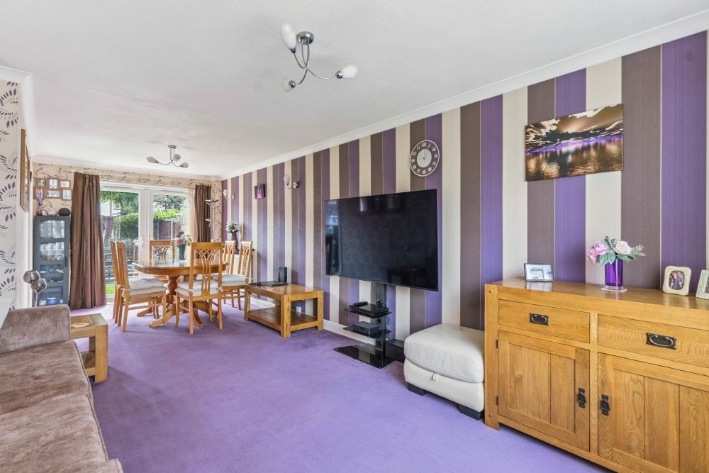 Property photo 2 of 17