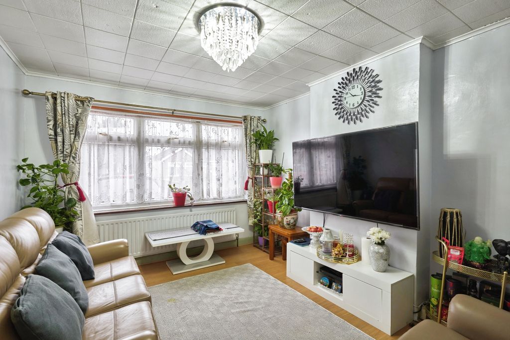 Property photo 3 of 16 Photo #3