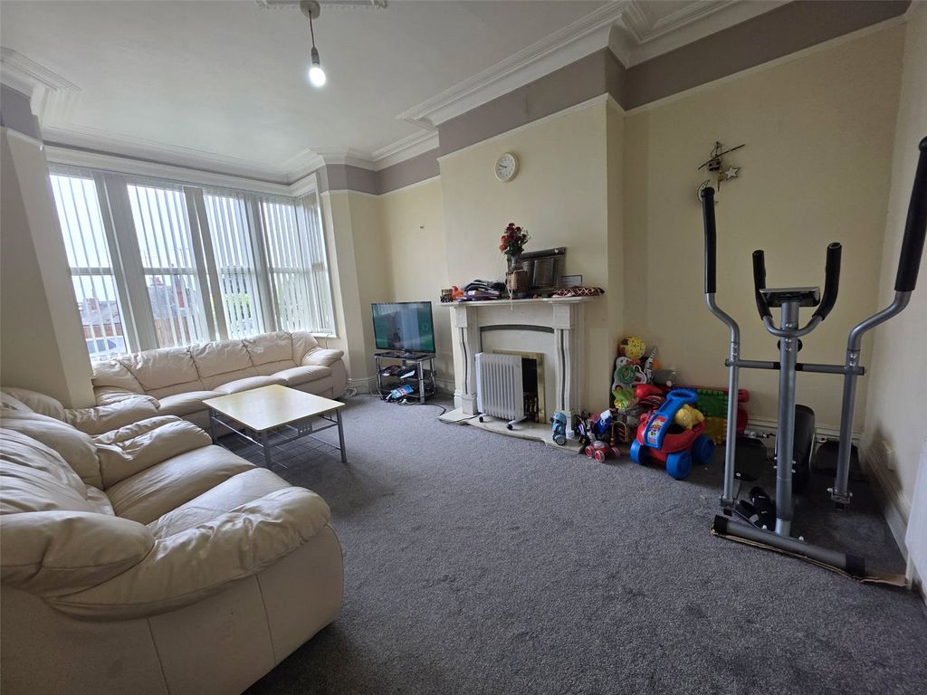 Property photo 3 of 12 Picture No. 03