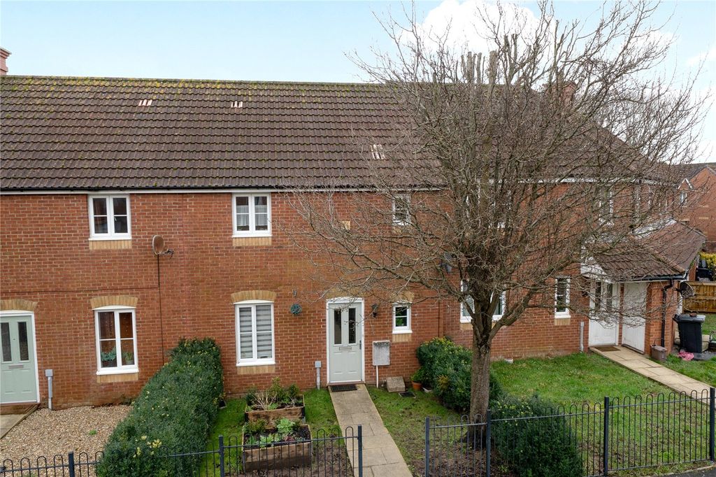 Property photo 1 of 29 Picture No. 23