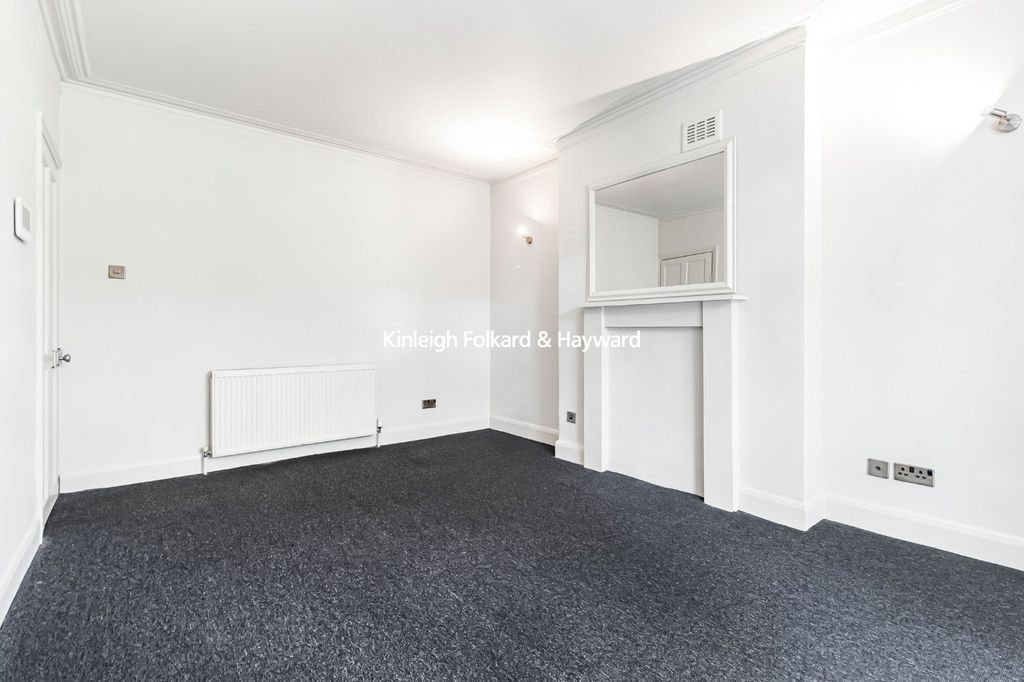 Property photo 3 of 11 Picture No. 38