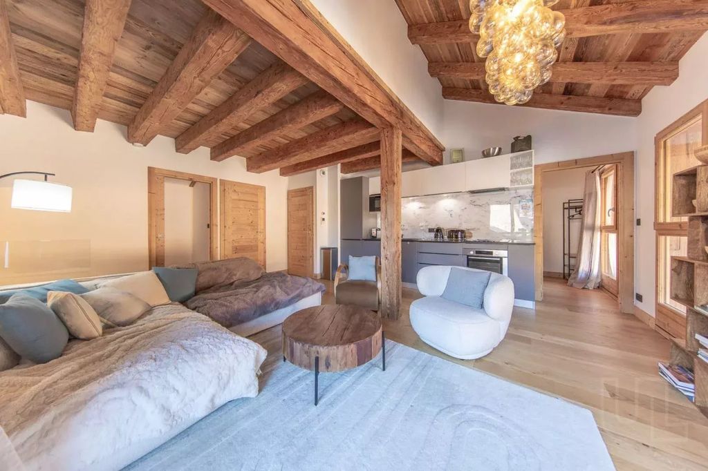 Property photo 2 of 28