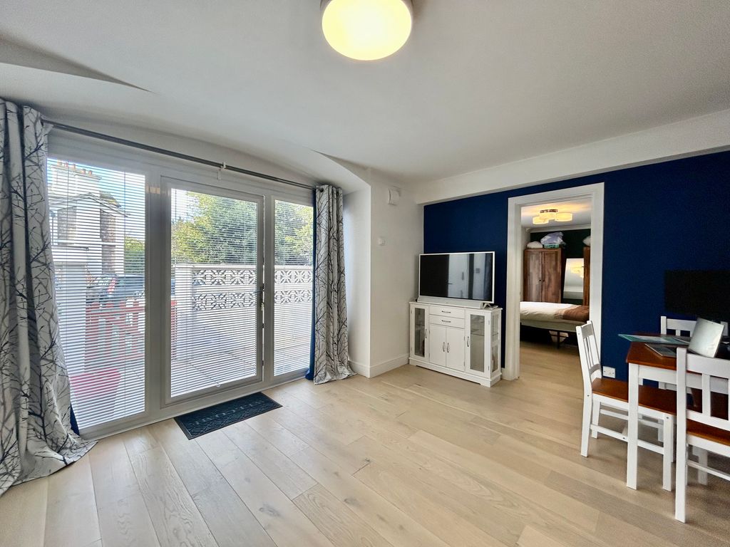 Property photo 2 of 10 Lounge:Dining Room.