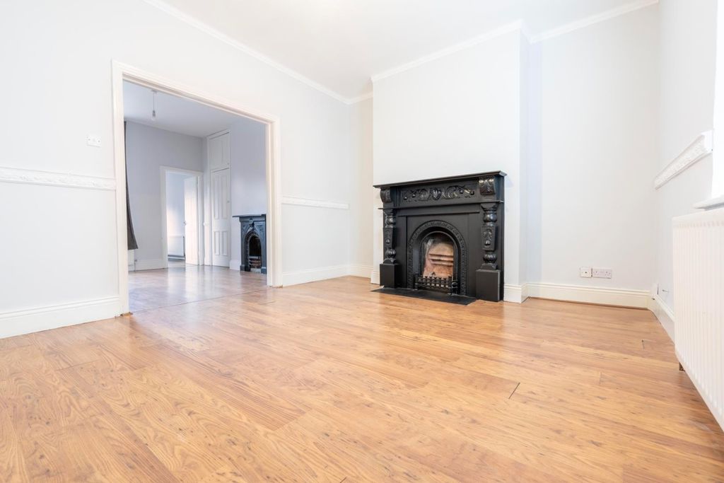 Property photo 2 of 8 Living Room