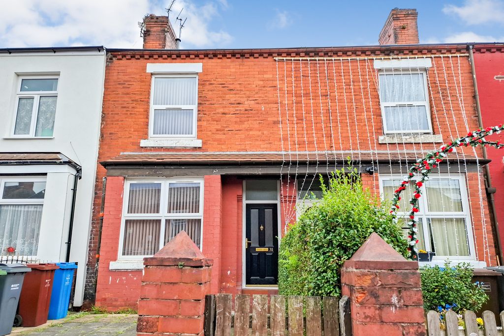 Property photo 1 of 19 31 Portland Road, Longsight, Manchester, Greater Manchester, M13 0Sa