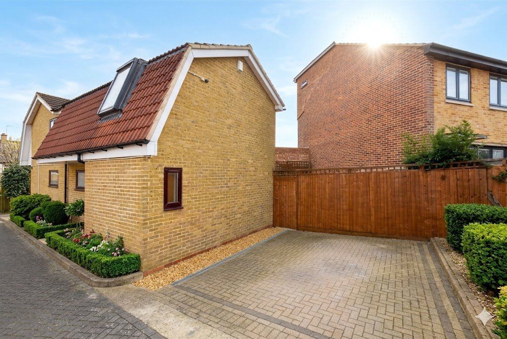 Property photo 2 of 18 Picture No. 56