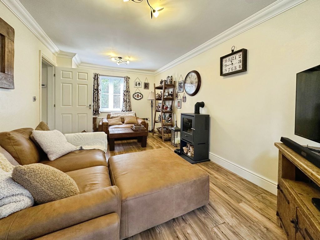 Property photo 3 of 13 Pbox-Img.Jpg