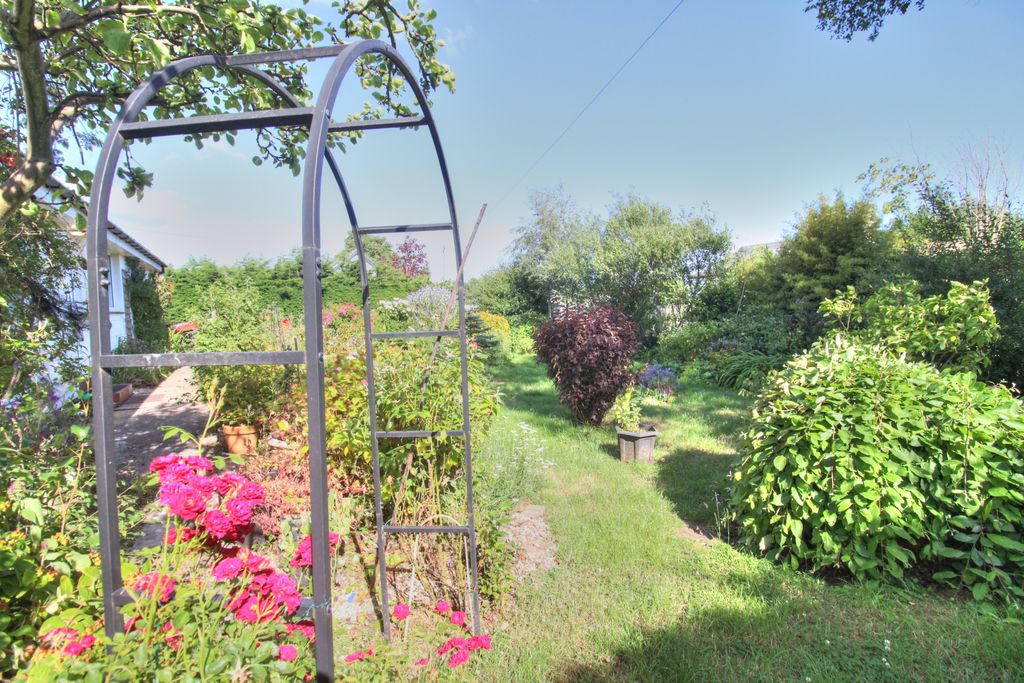 Property photo 3 of 36 Img_2404_5_6