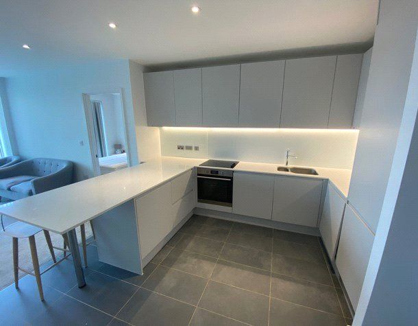 Property photo 3 of 14 Kitchen