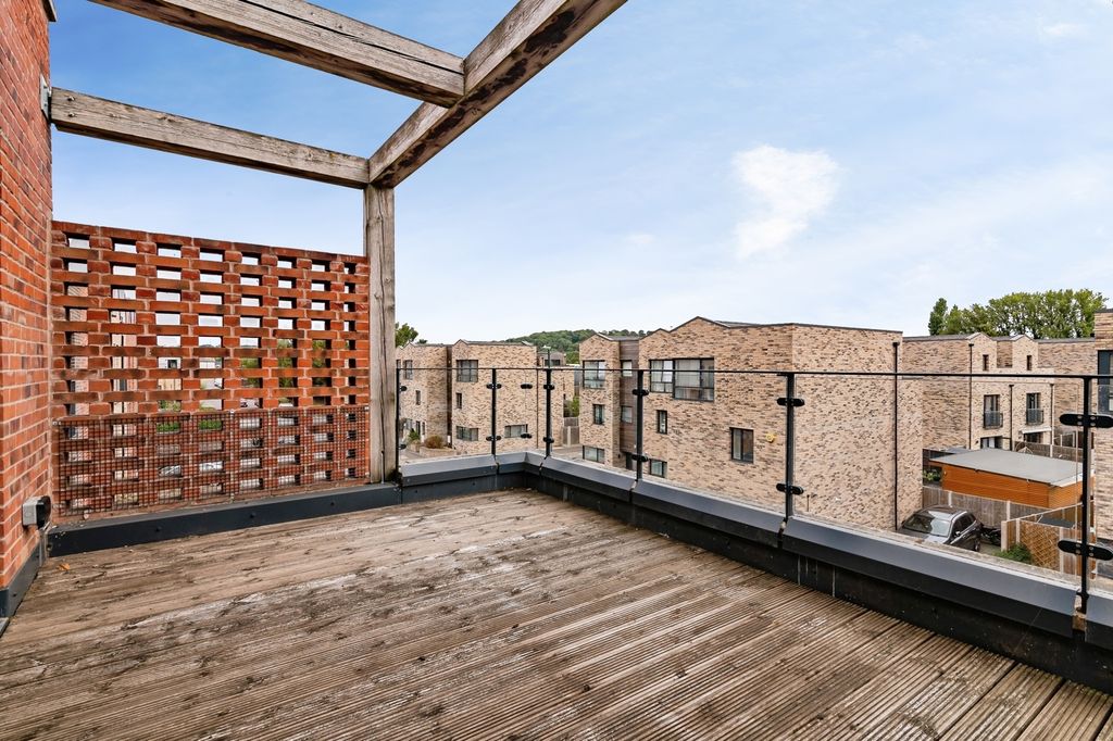 Property photo 2 of 18 Pbox-Img.Jpg