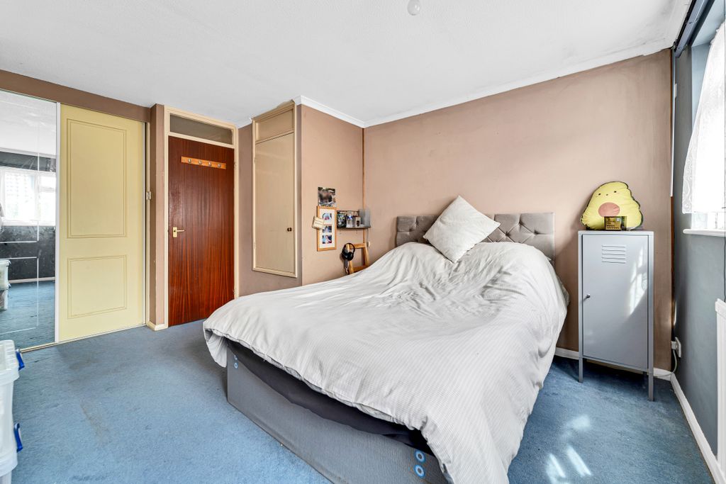 Property photo 3 of 12 Dsc03513