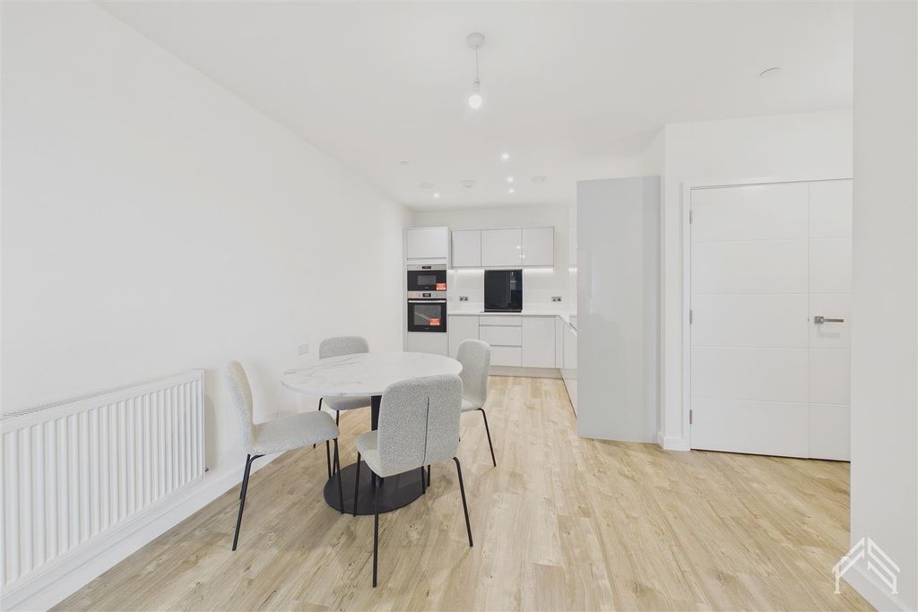 Property photo 3 of 12 3.Jpg