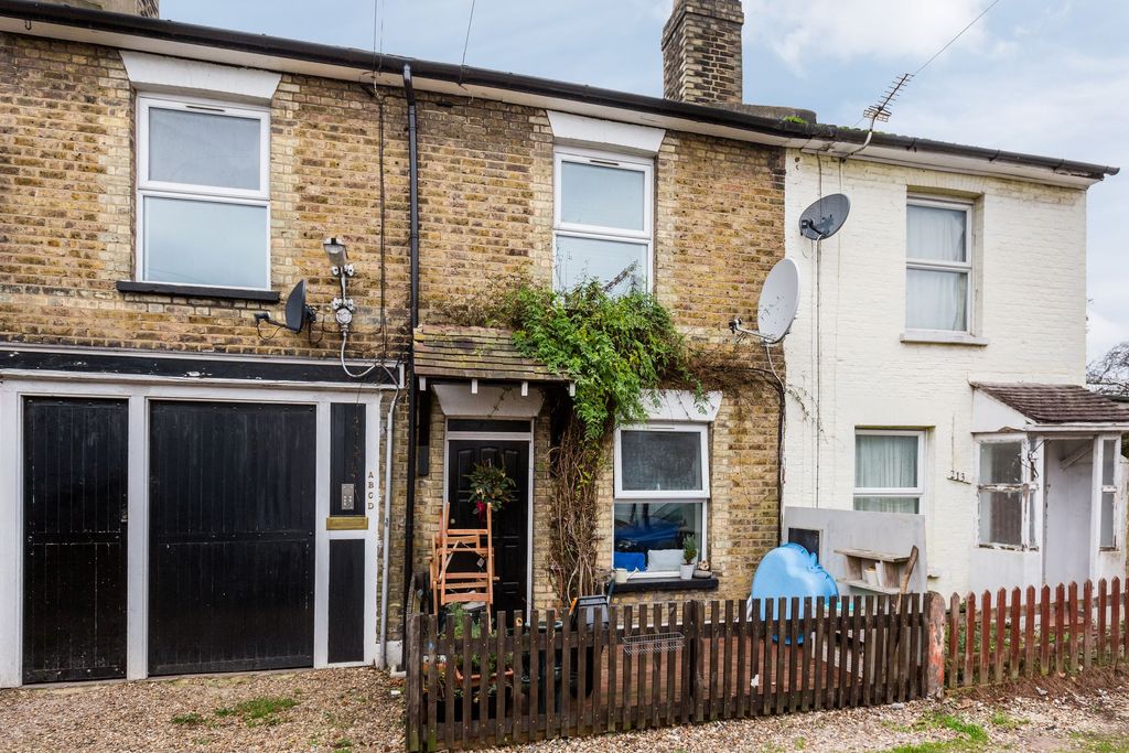 Property photo 1 of 6
