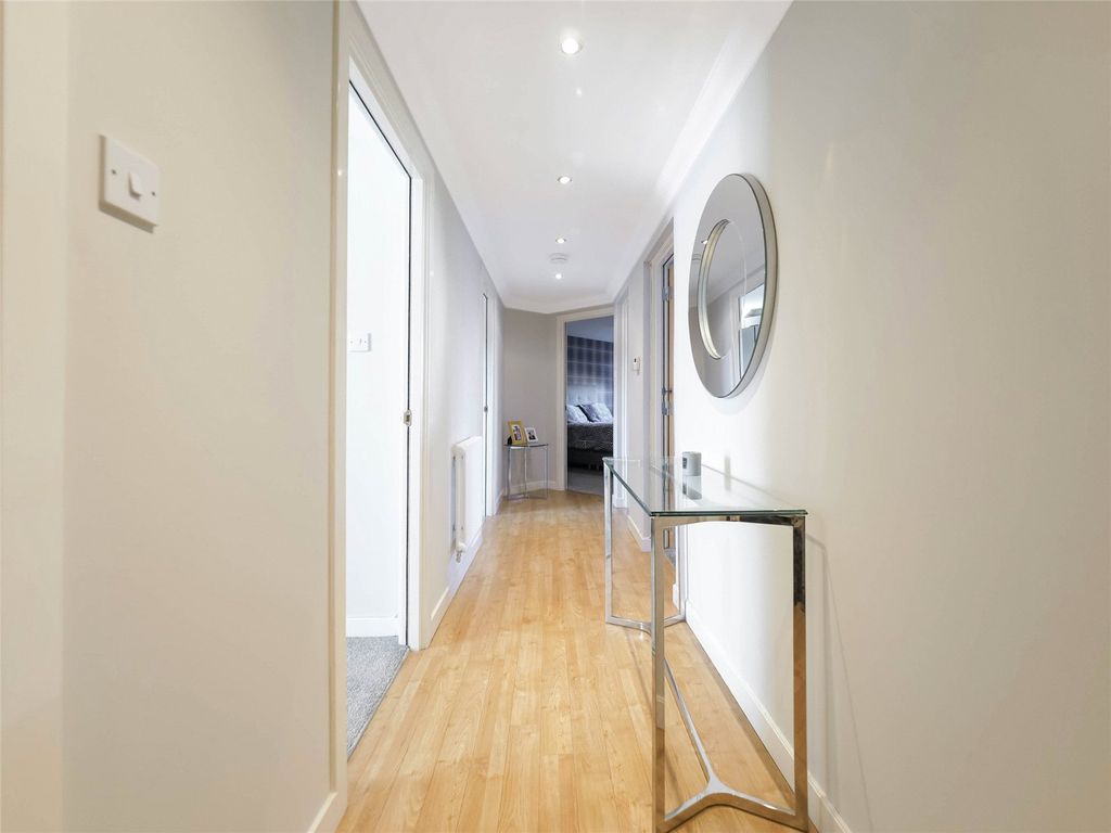 Property photo 2 of 15 Picture No. 03