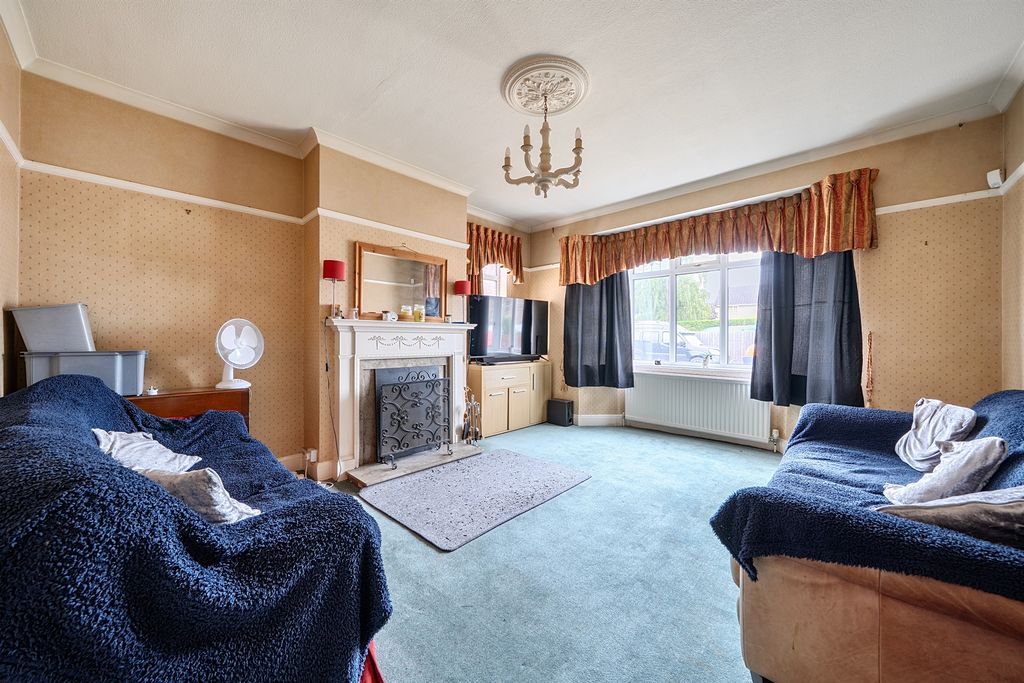 Property photo 2 of 13