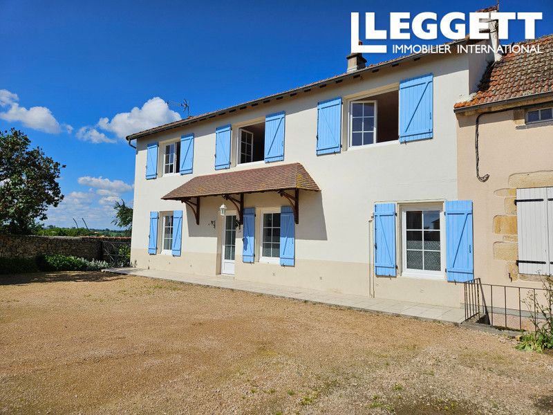 Property photo 2 of 10