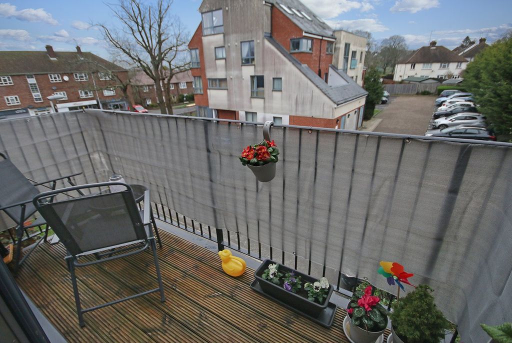 Additional image 8 of 2 bed flat for saleHoltye Avenue, East Grinstead RH19