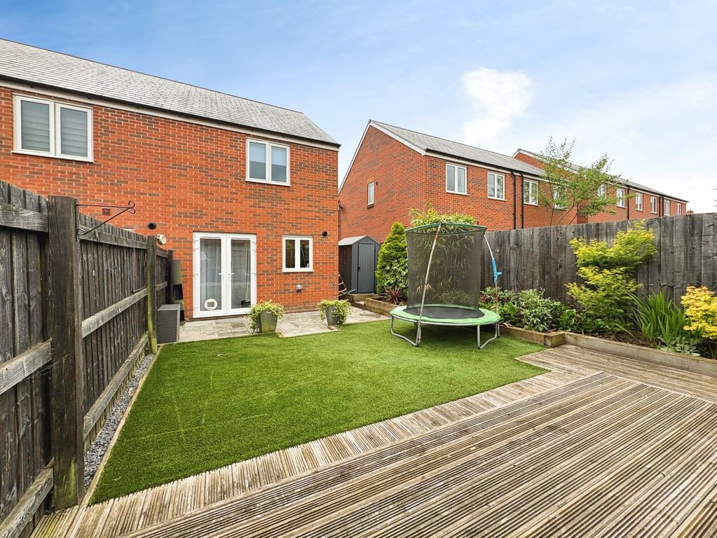 Property photo 2 of 25 E5ee92A4-7