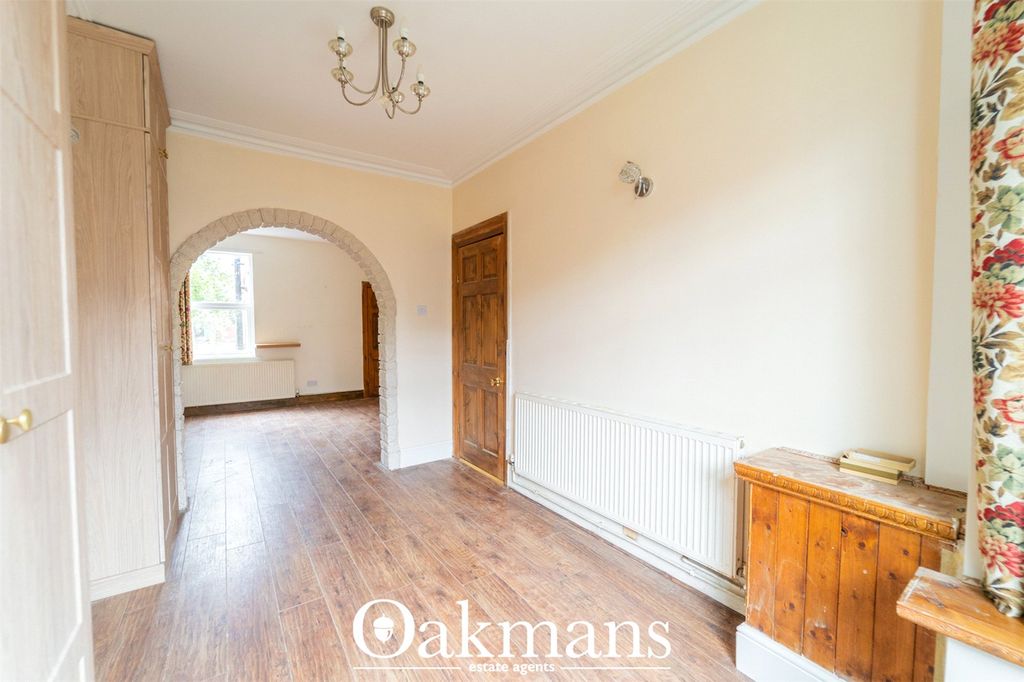 Property photo 3 of 18 Picture No. 02