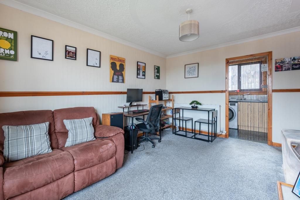 Property photo 3 of 11 Lev1487Pem Lounge Rear.Jpg
