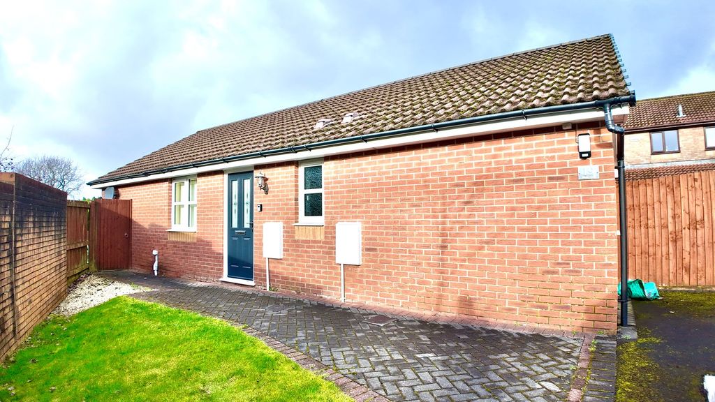 Property photo 1 of 22