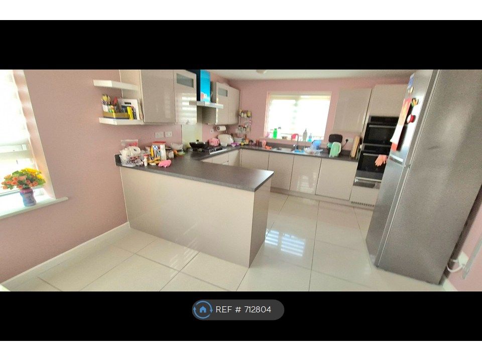 Property photo 3 of 14 Open Kitchen