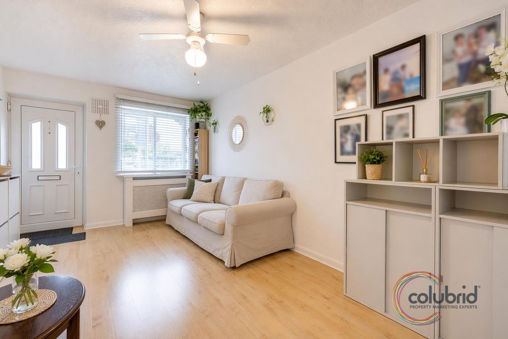 Property photo 3 of 10