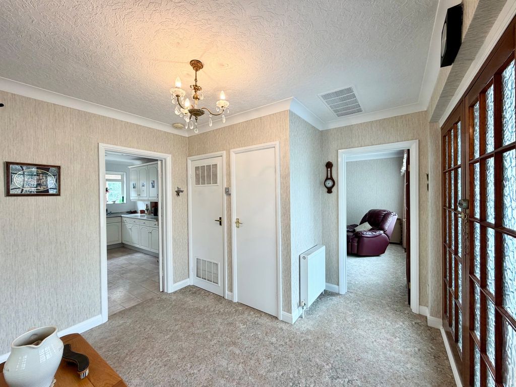 Property photo 3 of 22
