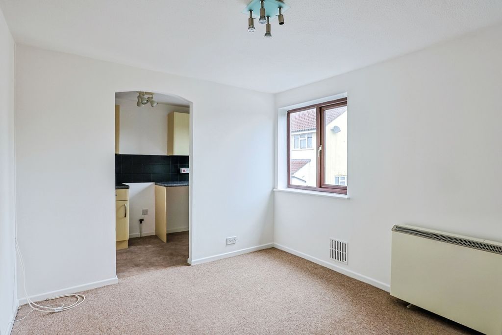 Property photo 2 of 15 Photo