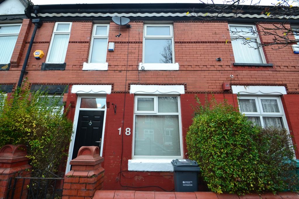 Property photo 1 of 10 2 Bedroom Terraced For Rent
