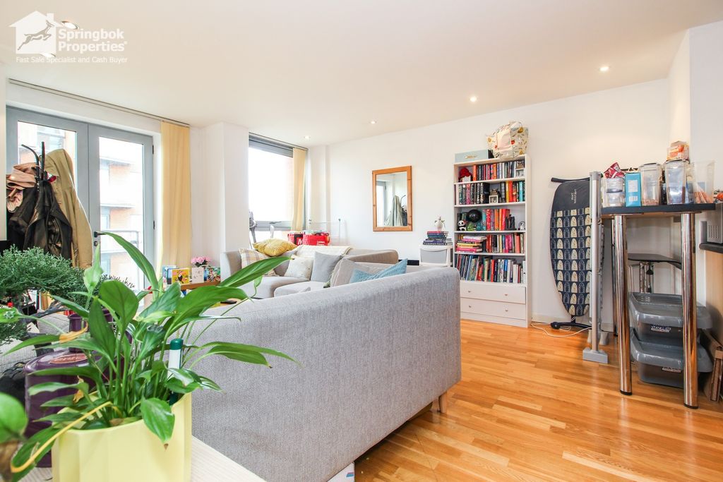 Property photo 3 of 9 Image 2