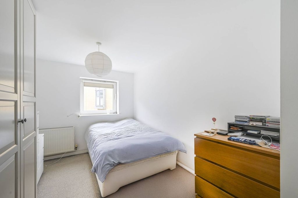 Property photo 3 of 8