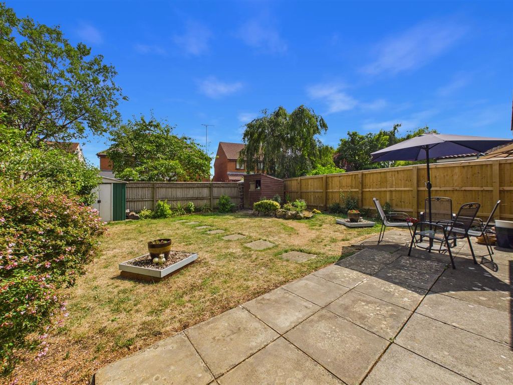 Property photo 3 of 12 Garden