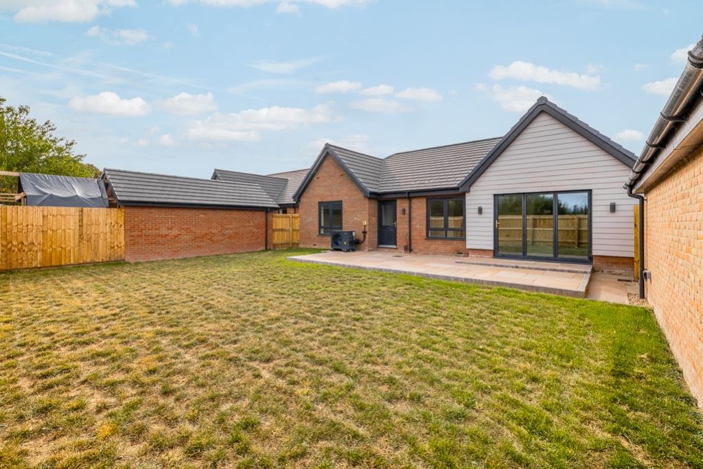Property photo 3 of 27 Plot 3 Old Main Road (8)