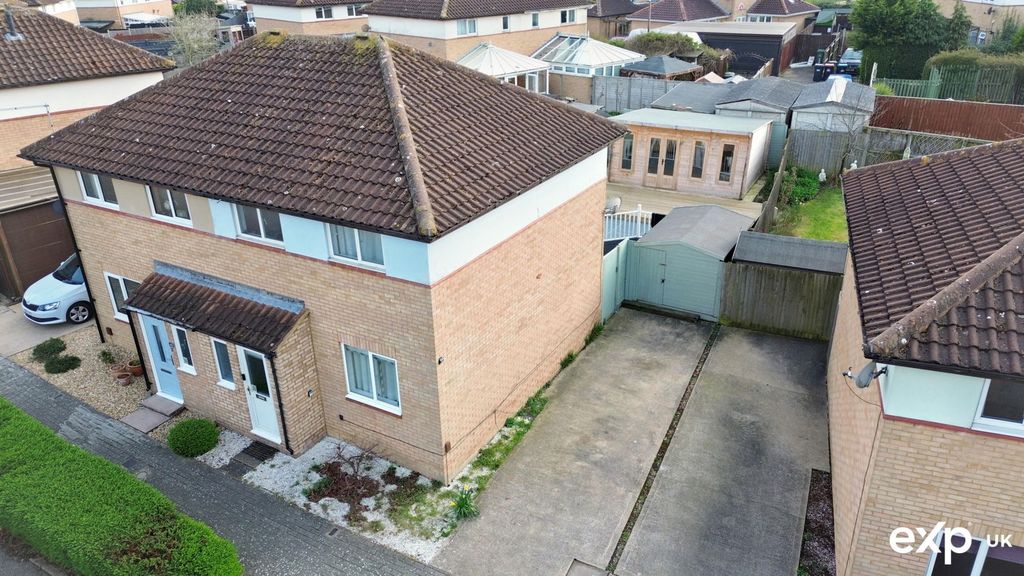 Property photo 2 of 17