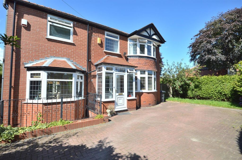 Property photo 2 of 20 Front