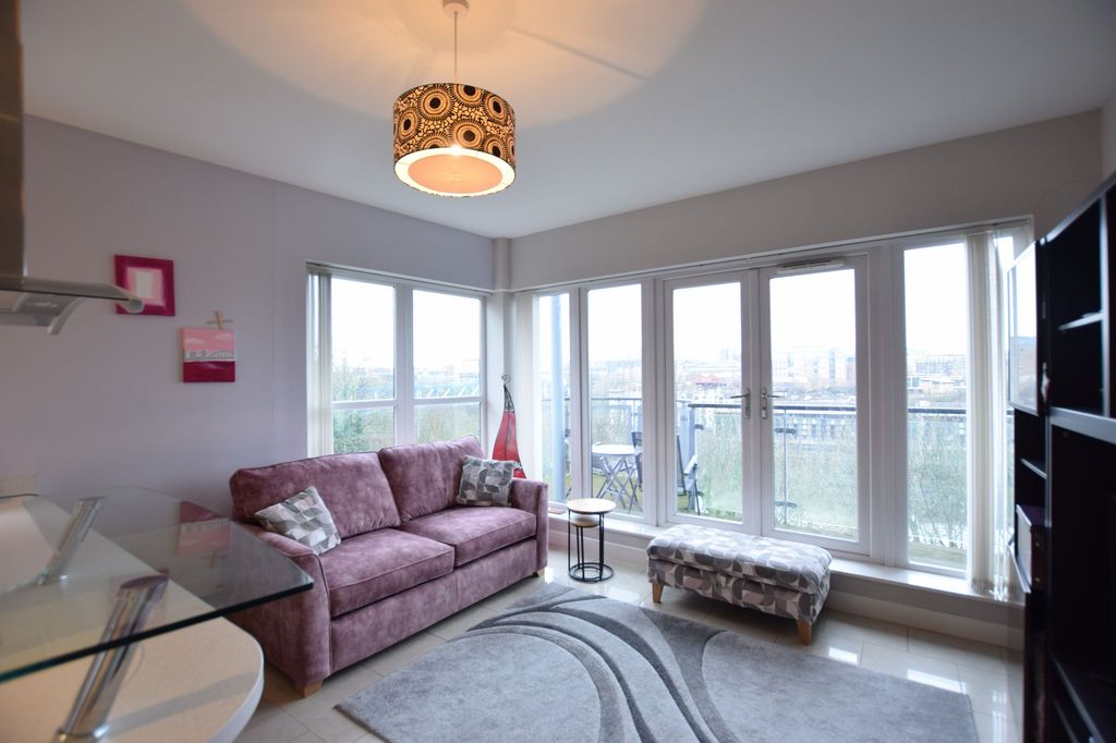 Property photo 3 of 12 Living Room