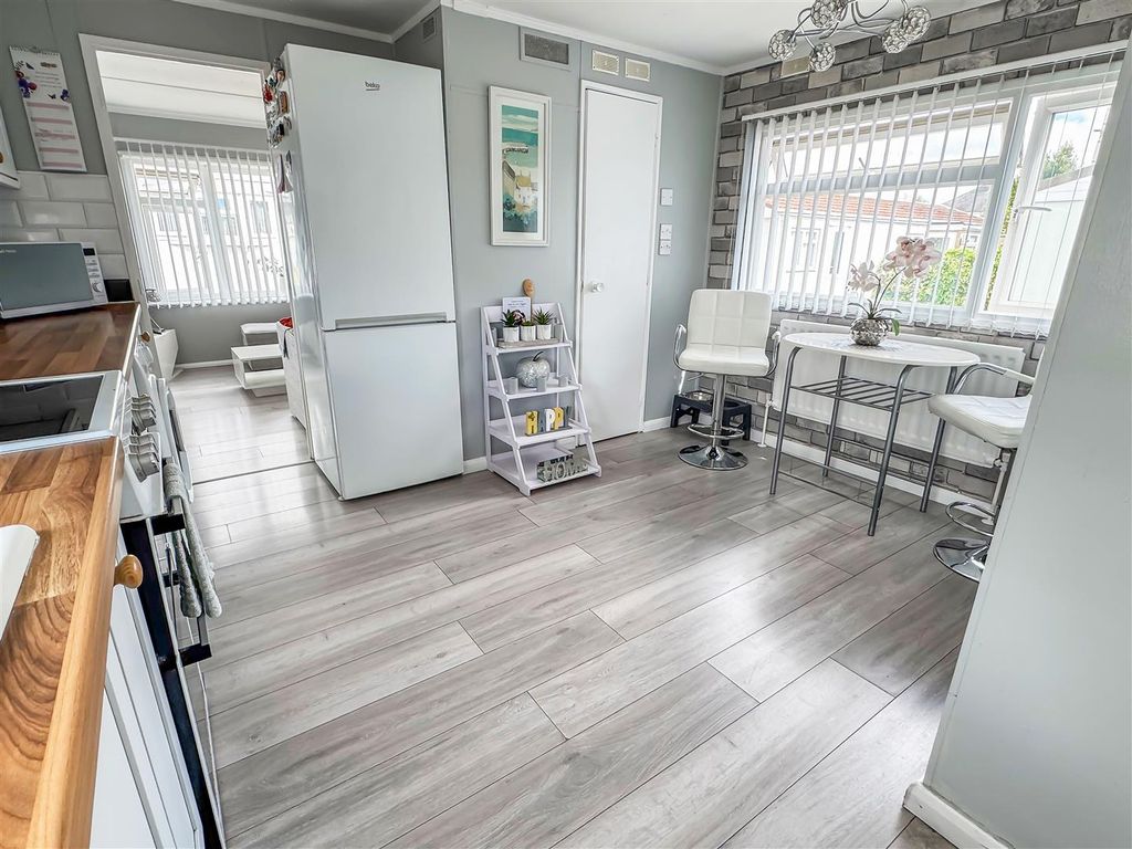 Property photo 3 of 11 Img_0912.Jpg