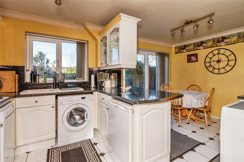 Property photo 3 of 17 Photography