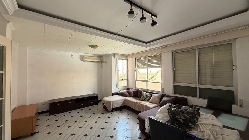 Property photo 1 of 39