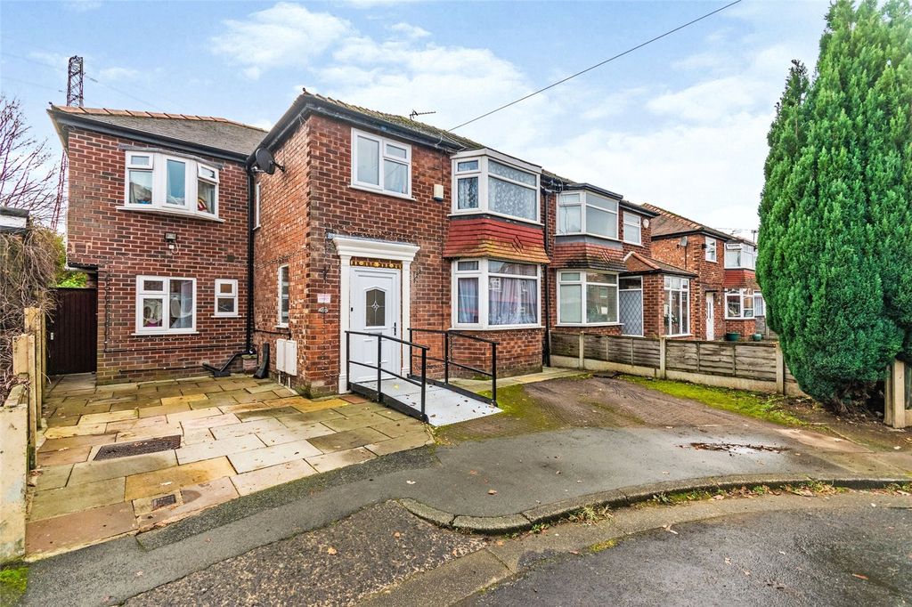 Property photo 1 of 15 Picture No. 06