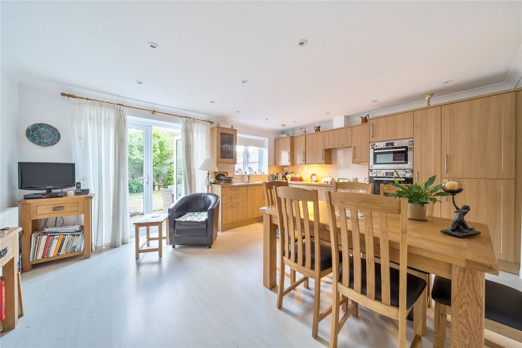 Property photo 3 of 11 Picture No. 04