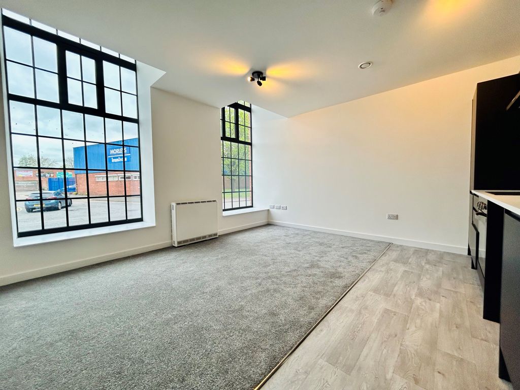 Property photo 3 of 5 Living Room