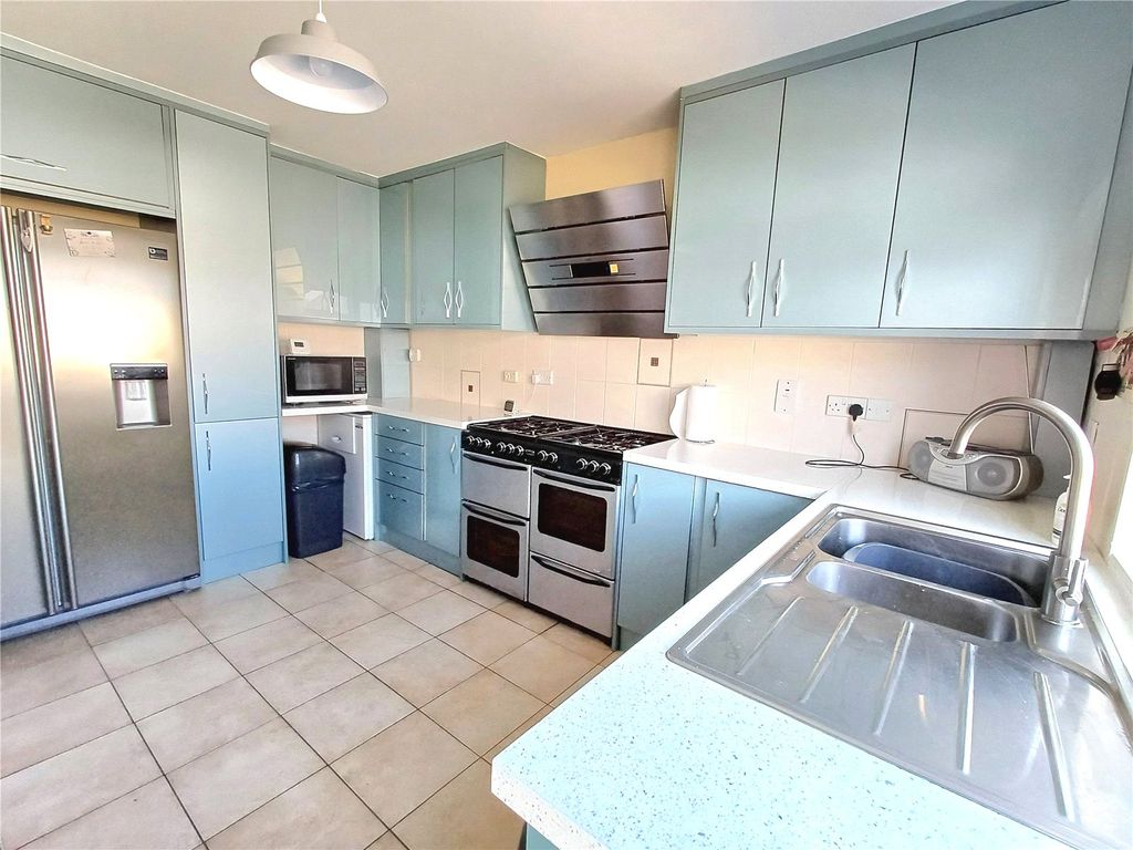 Additional image 6 of 5 bed detached house for saleStonechat Close, Nottage, Porthcawl CF36