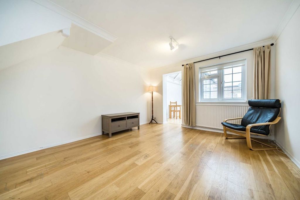 Property photo 1 of 5