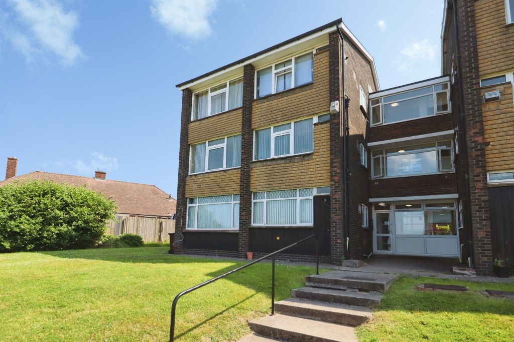Property photo 1 of 13
