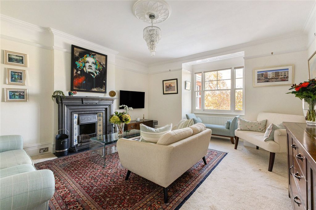 Property photo 2 of 14 Reception